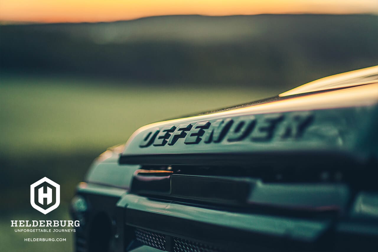 Land Rover Defender D110 Detail