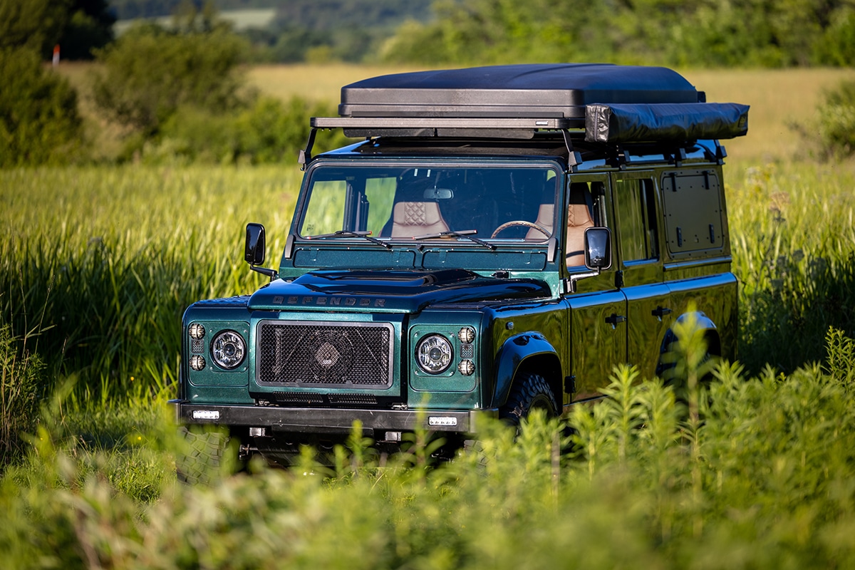 Elizabeth the Land Rover Defender D110