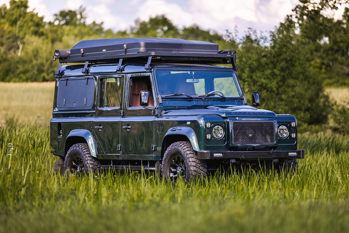 Elizabeth the Land Rover Defender D110