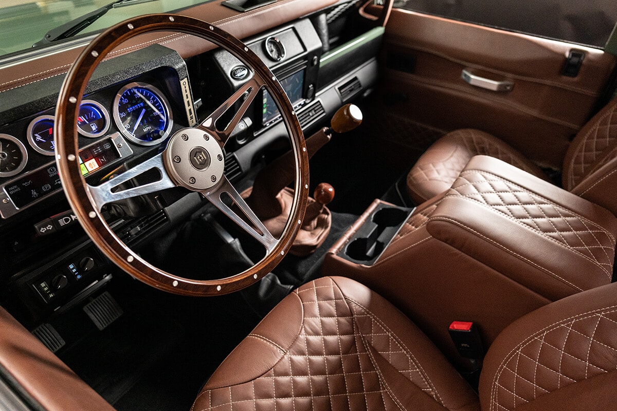 Elizabeth the Land Rover Defender D110: Bespoke leather interior