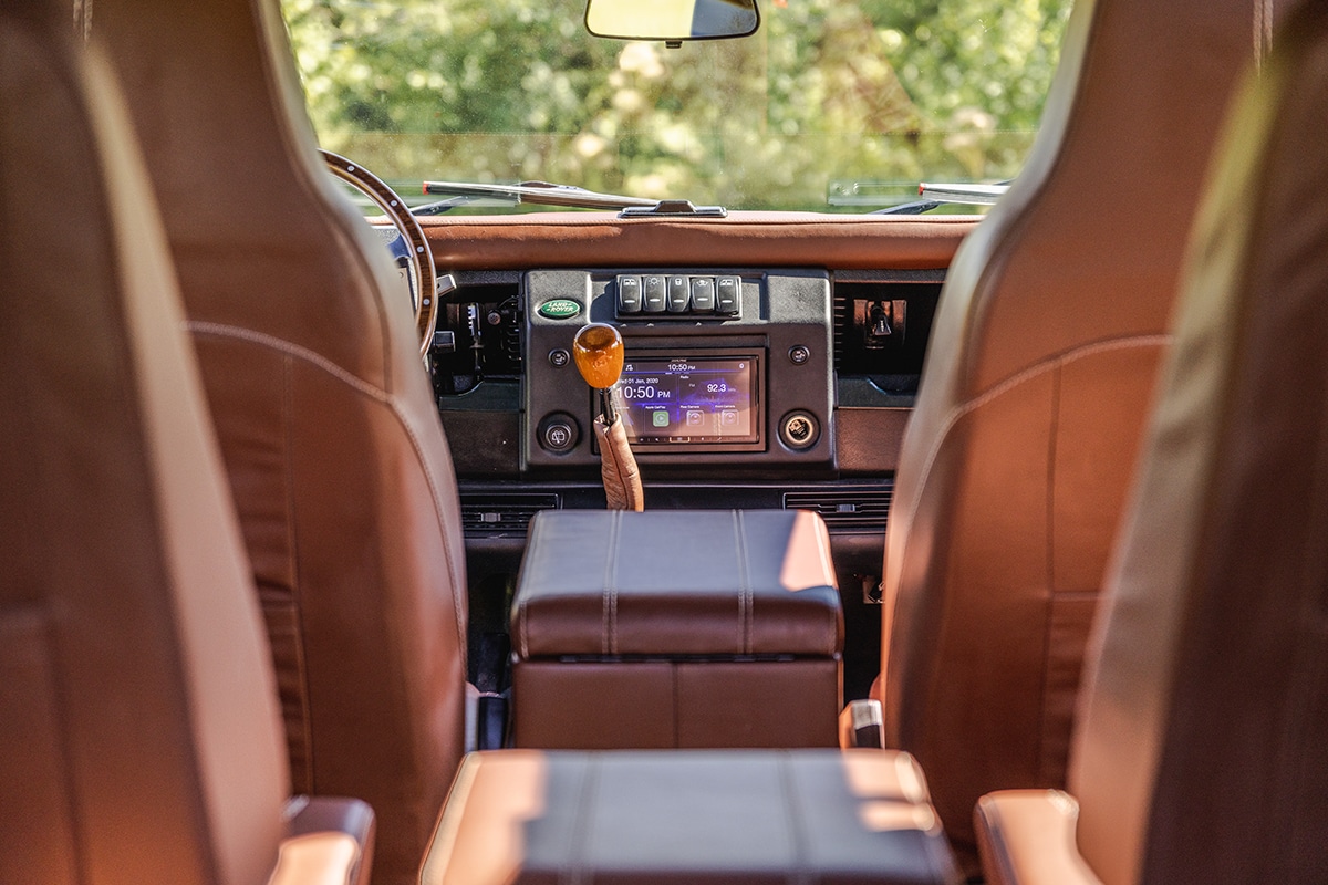 Elizabeth the Land Rover Defender D110