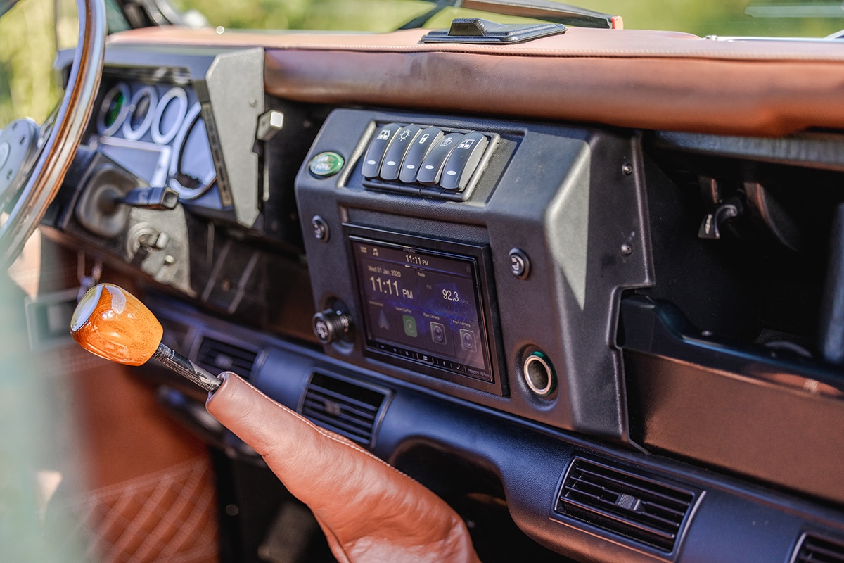 Elizabeth the Land Rover Defender D110