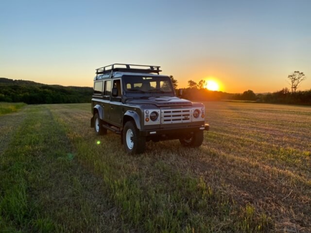 Land Rover Defender D110