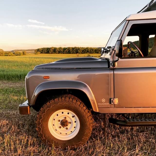 Land Rover Defender D110