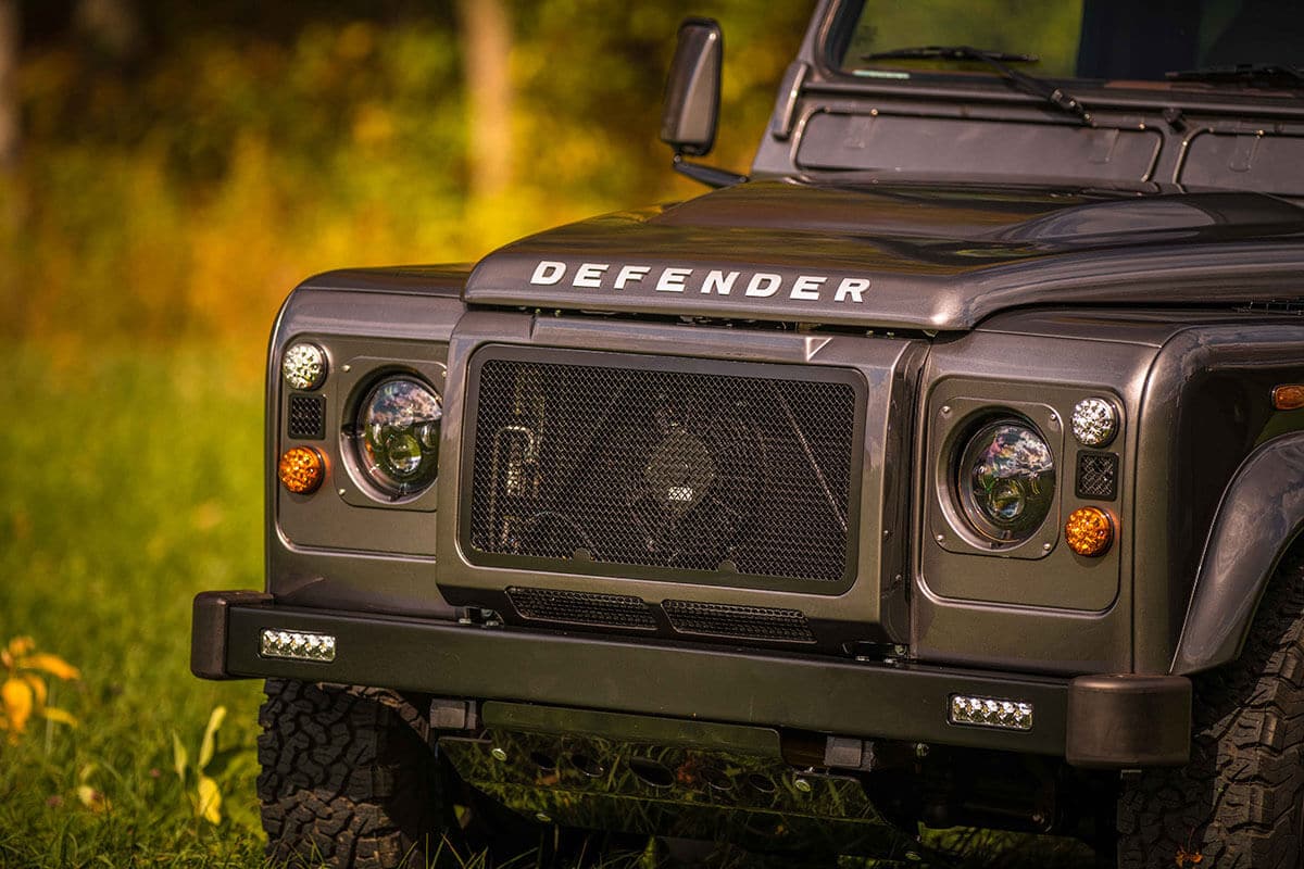 Land Rover Defender D90: Exterior Front Grill and Headlights