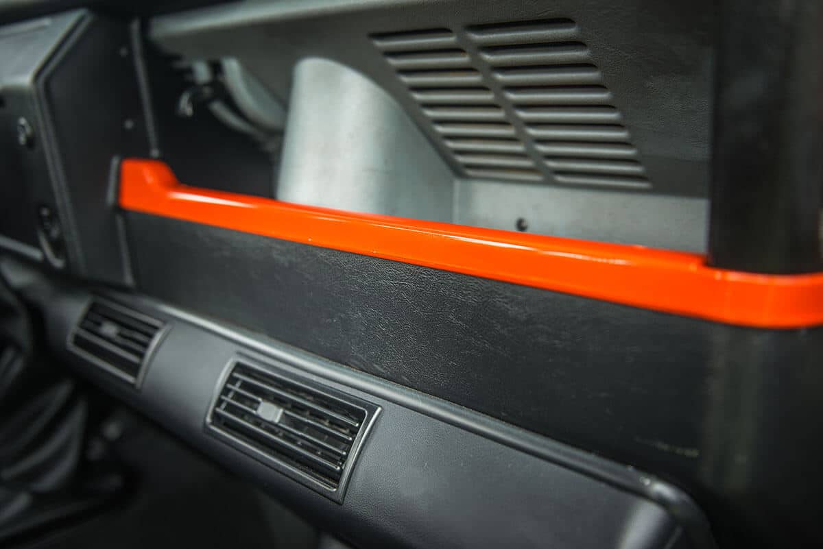 Land Rover Defender D90 Soft Top: Interior Dashboard Detail