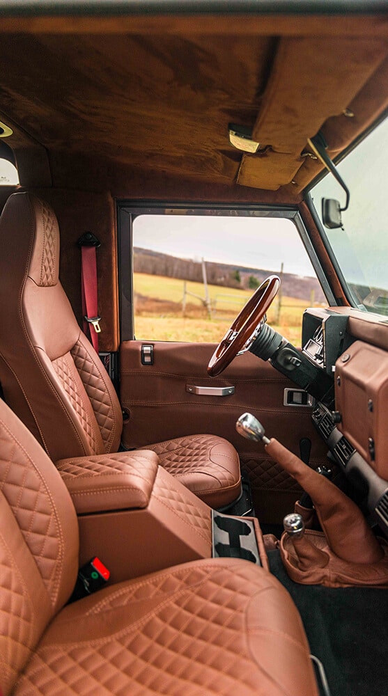 Land Rover Defender D90: Leather Front Interior