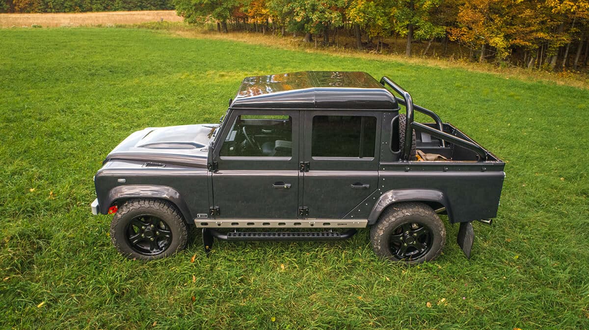 Land Rover Defender D110 Double Cab Bowler Bulldog: Exterior