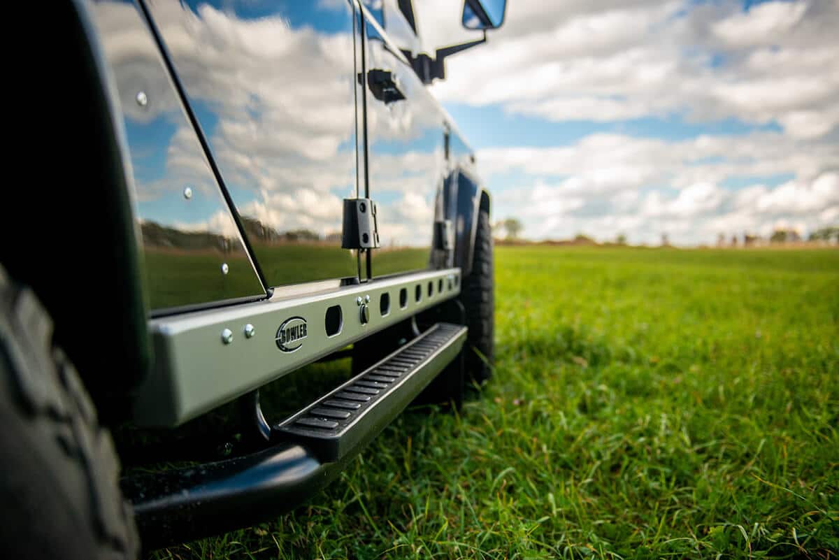 Land Rover Defender D110 Double Cab Bowler Bulldog: Exterior