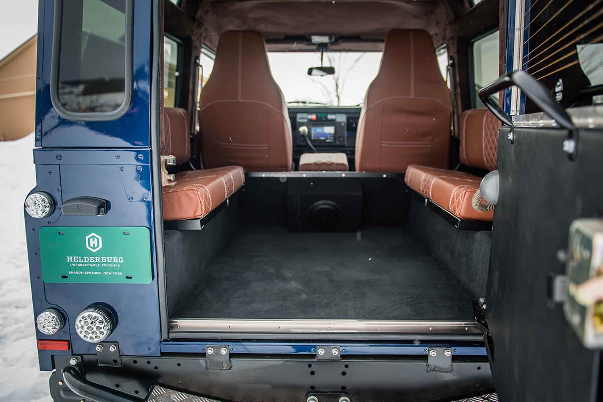 Land Rover Defender D90: Interior Detail