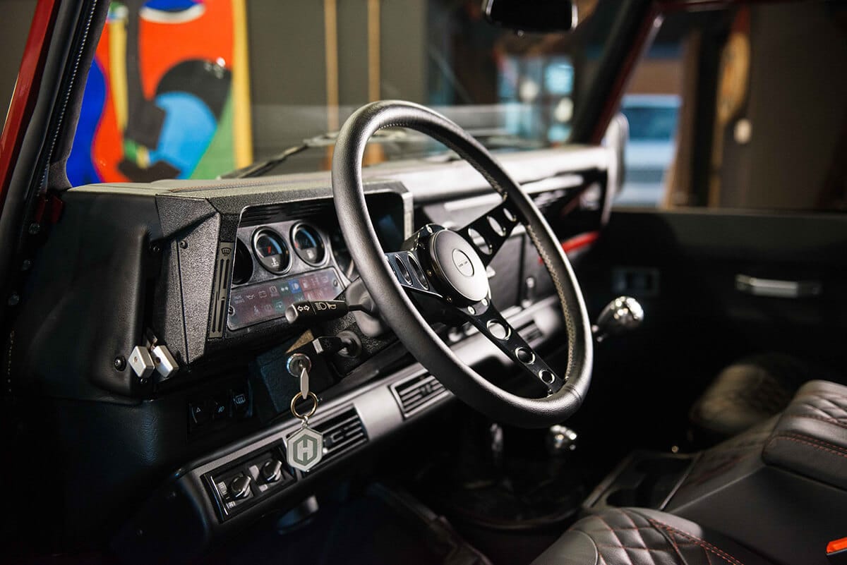 Land Rover Defender D110: Interior