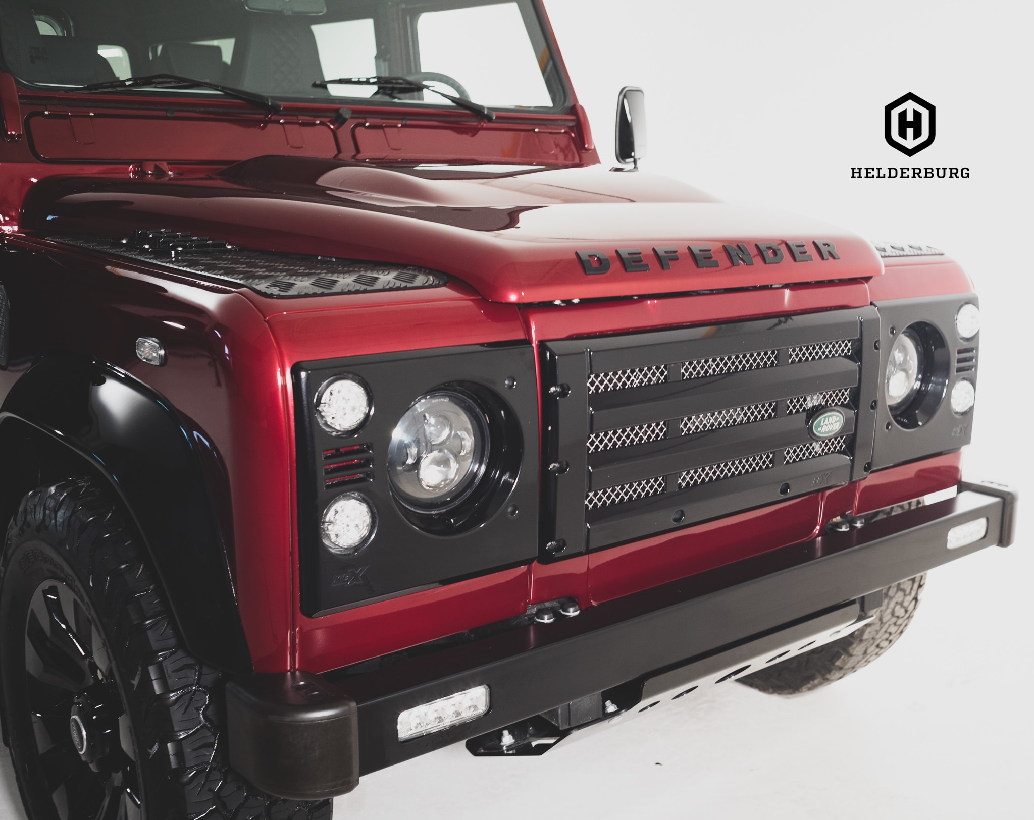 Land Rover Defender D110: Exterior