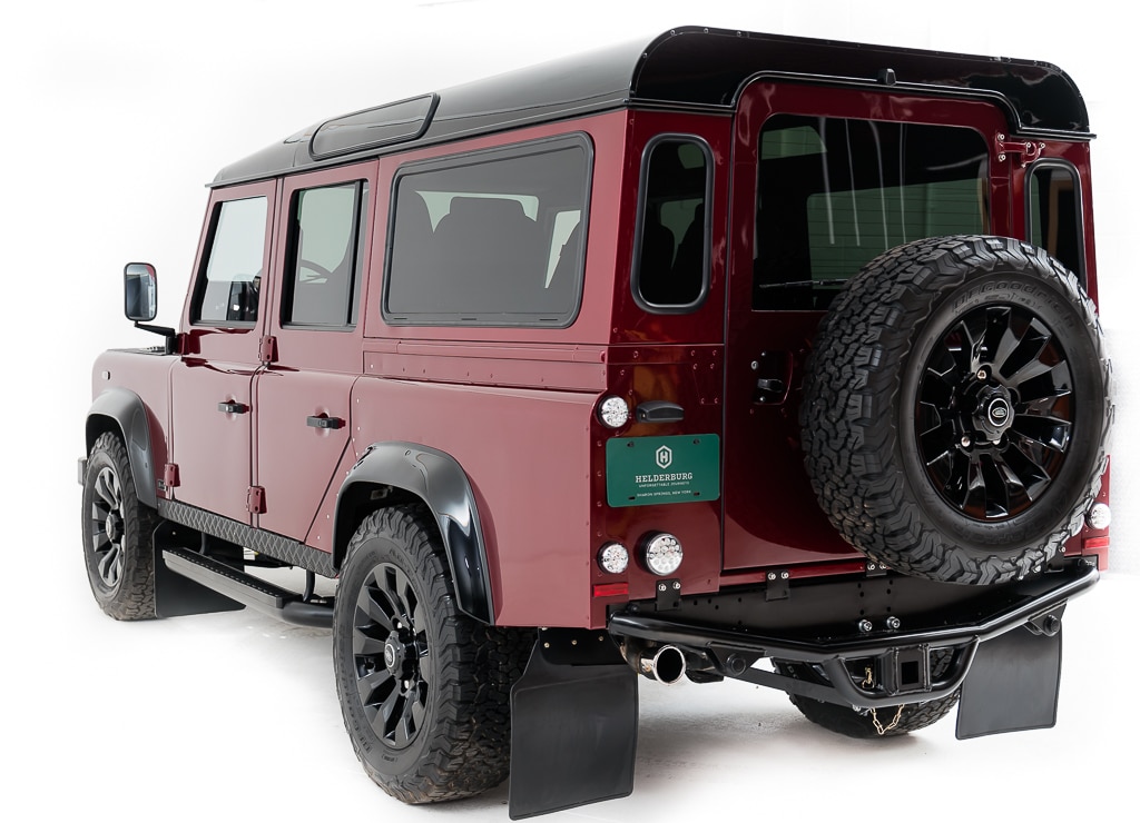 Land Rover Defender D110: Exterior