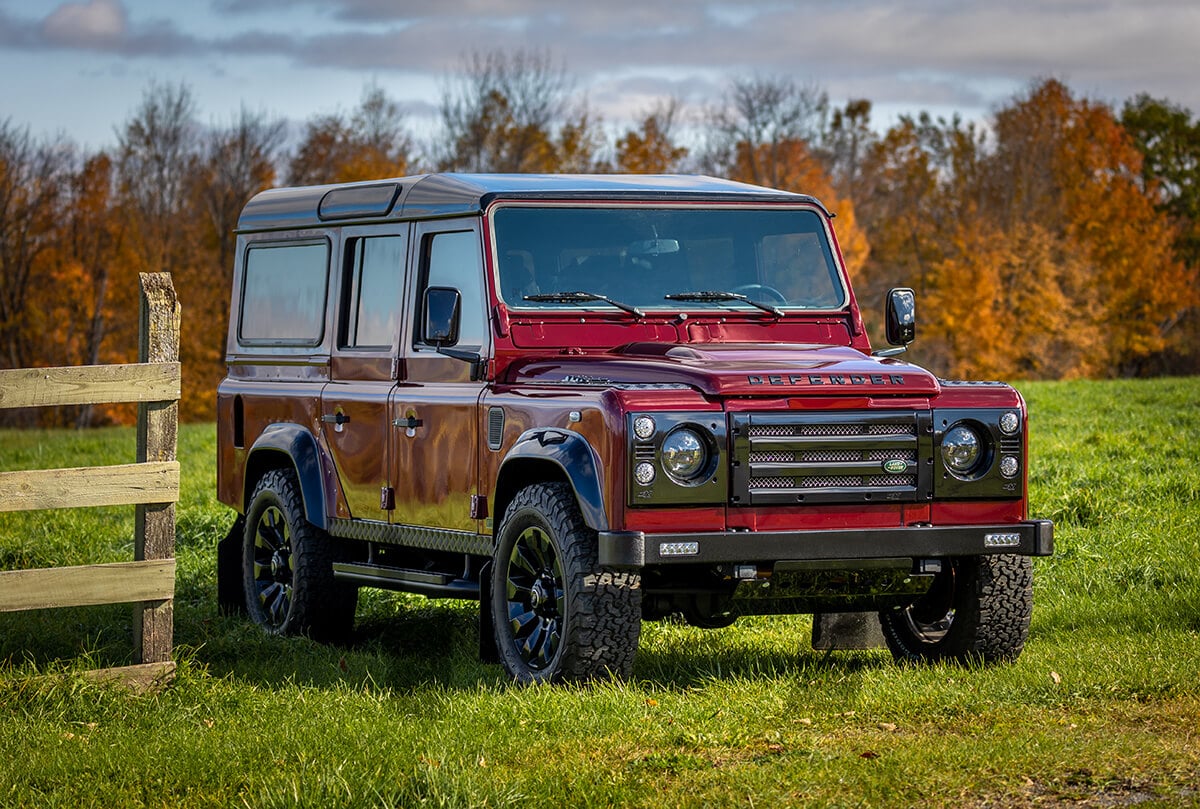 Land Rover Defender D110: Exterior