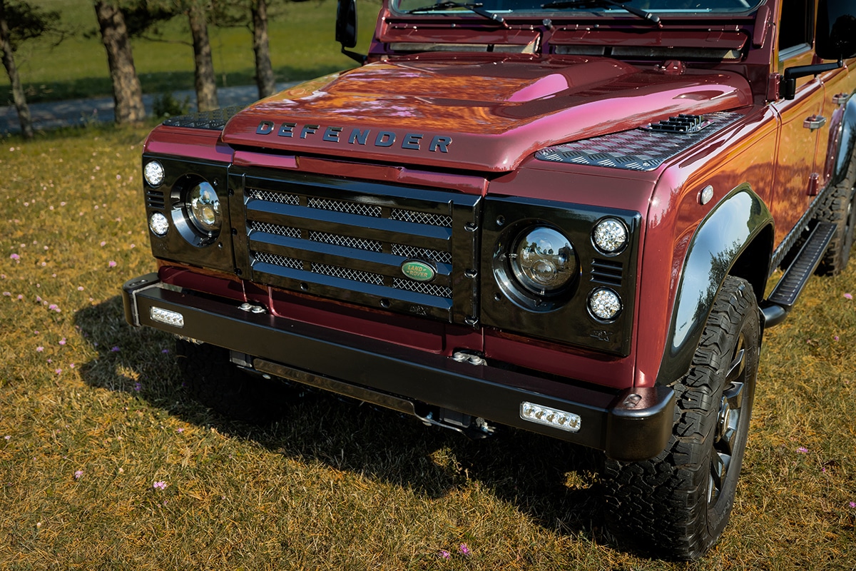 Land Rover Defender D110: Exterior