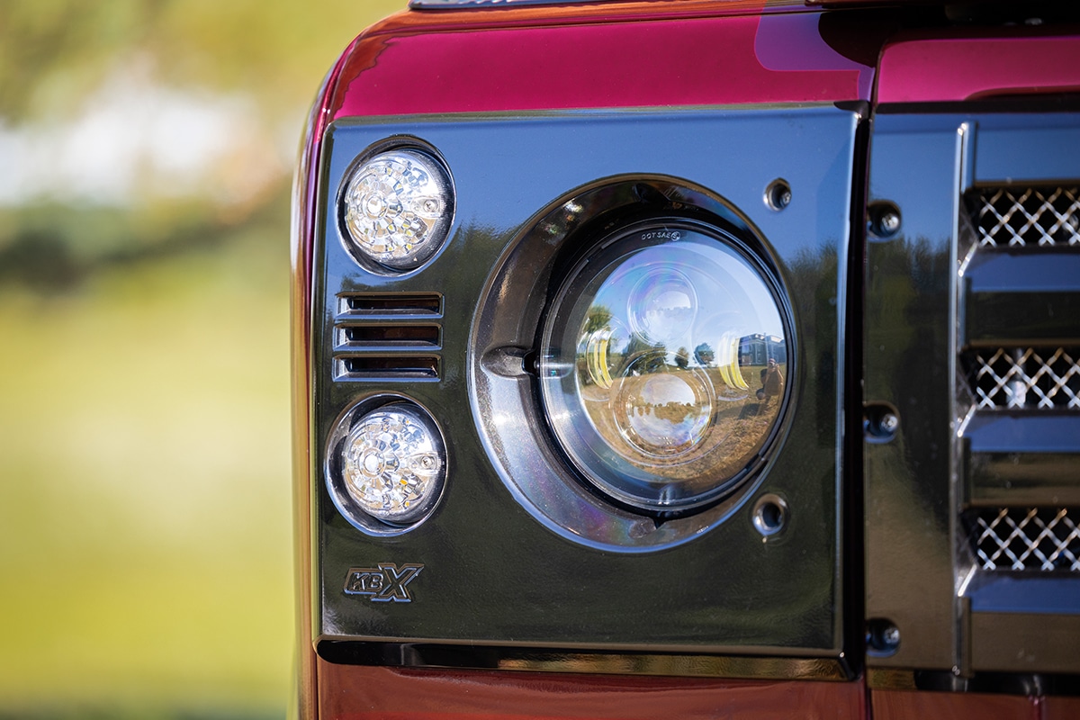 Land Rover Defender D110: Exterior