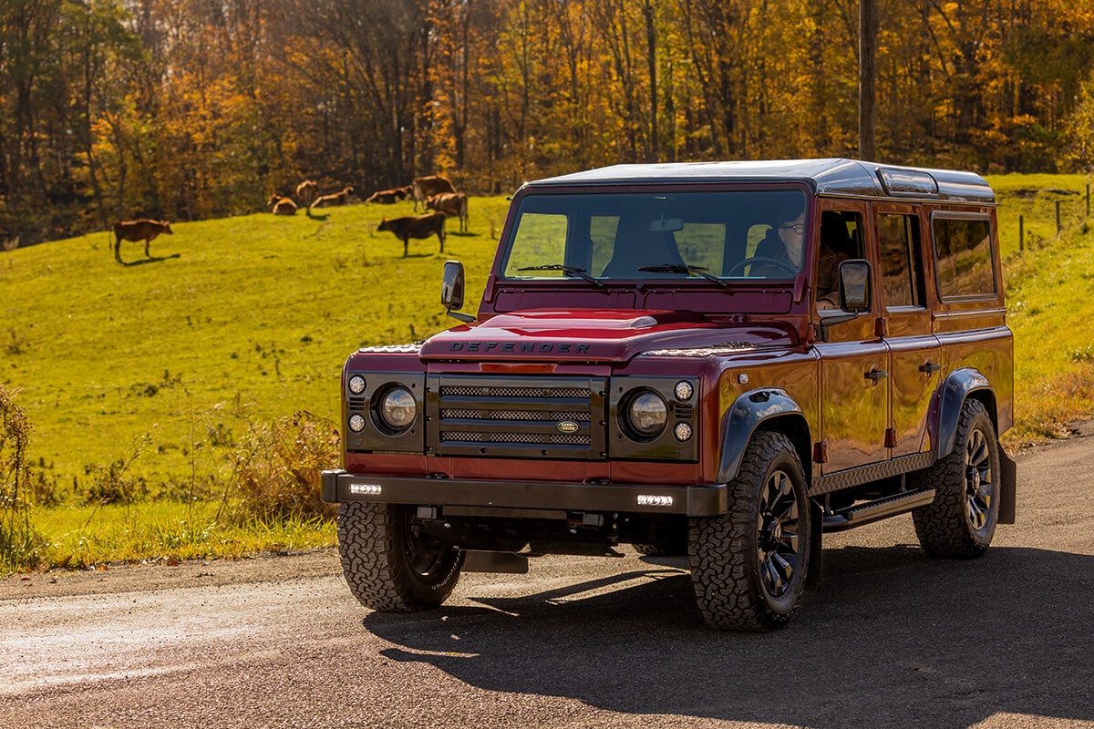 Land Rover Defender D110: Exterior