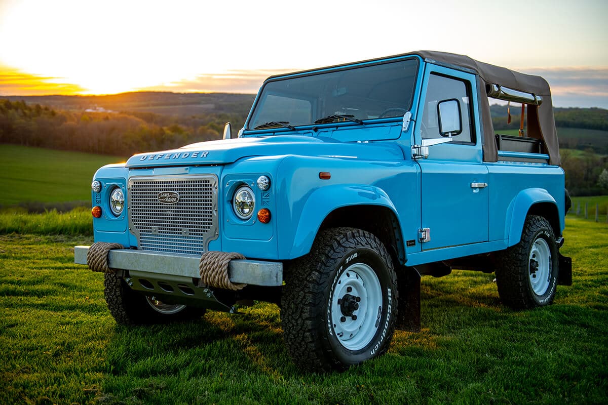 Land Rover Defender D90 Soft Top Exterior