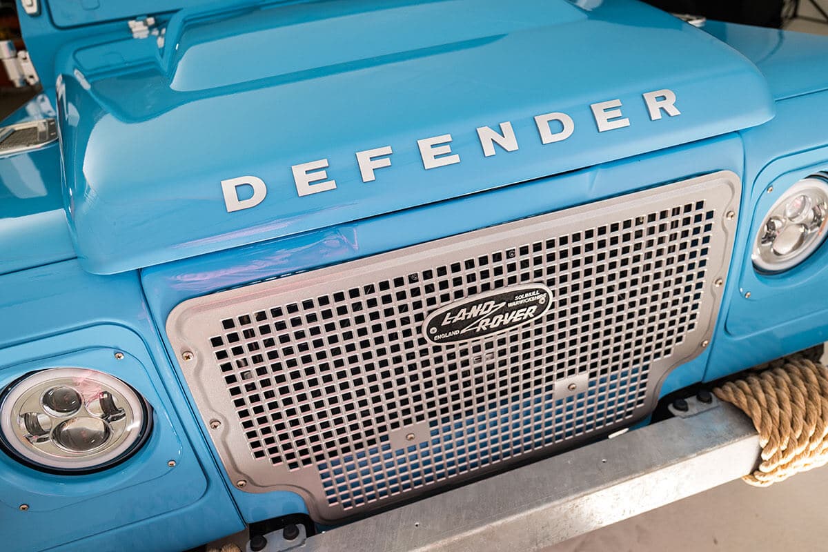 Land Rover Defender D90 Soft Top Exterior Detail