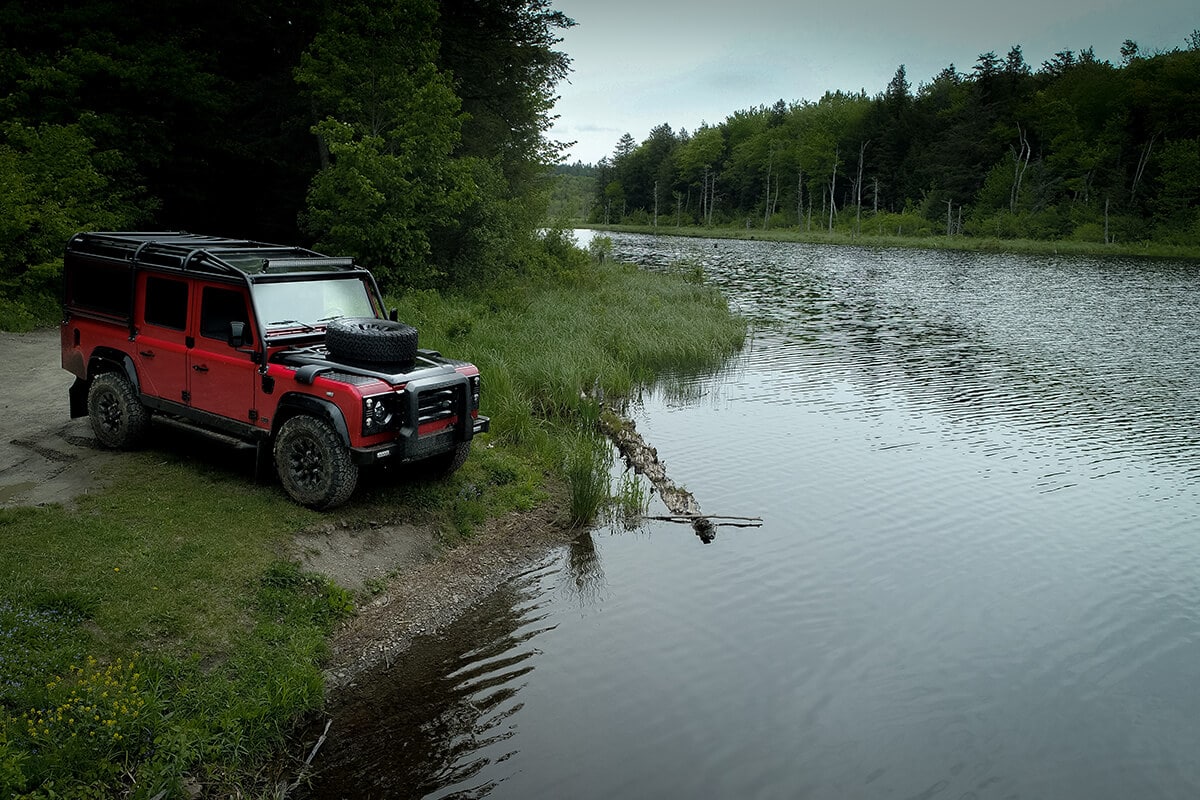 Land Rover Defender D110 - Exterior