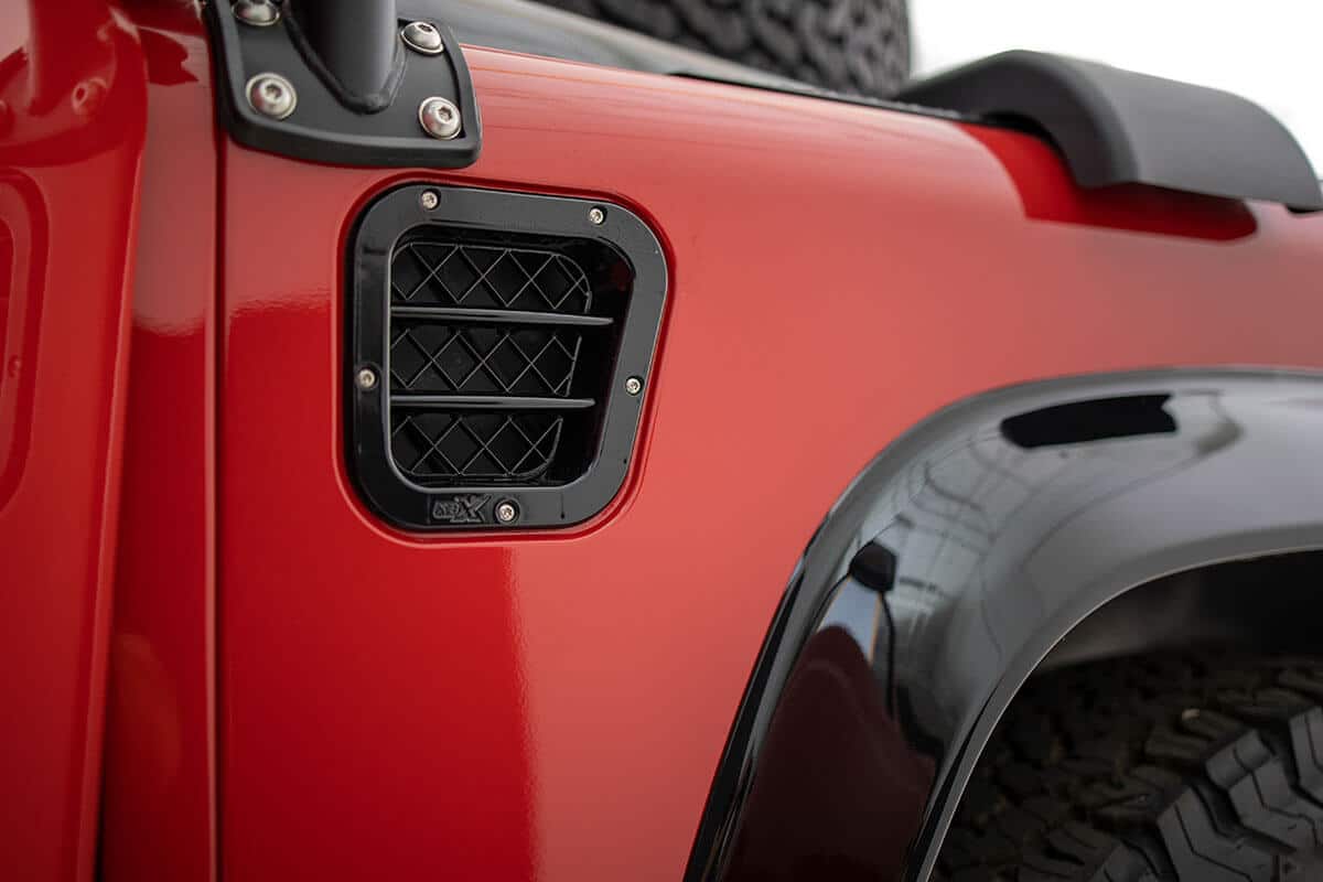 Land Rover Defender D110 - Exterior Details: Vents and Painted Wheel Arches