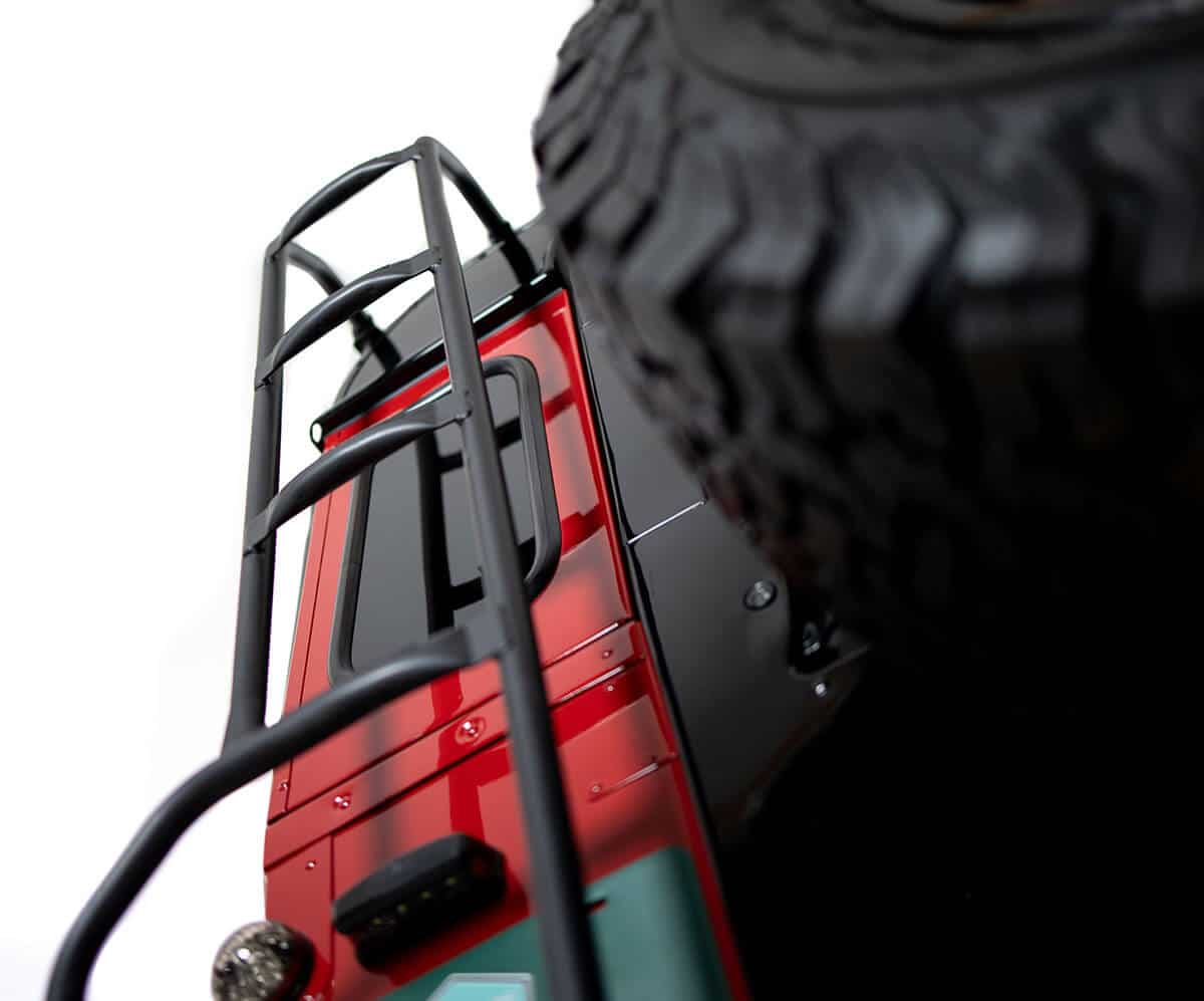 Land Rover Defender D110 - Exterior Detail: Roof Rack Ladder