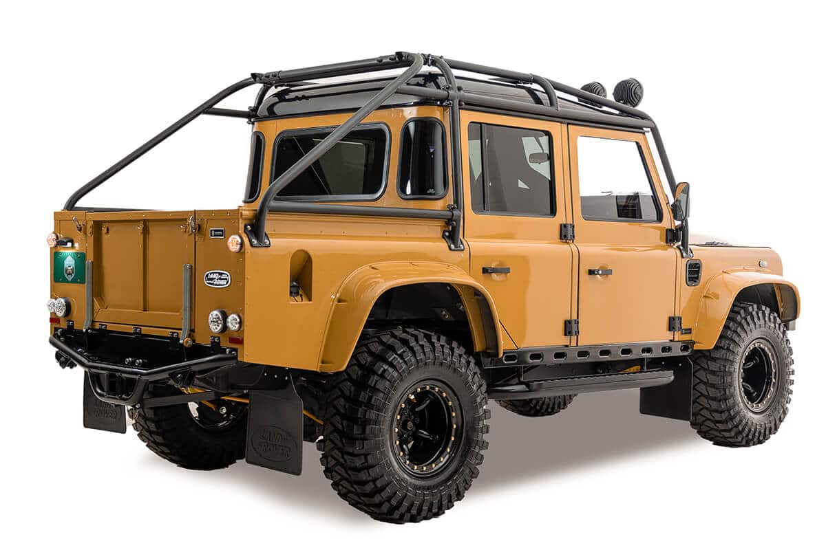 The Spectre, Bayeux the D110 Double Cab Land Rover Defender