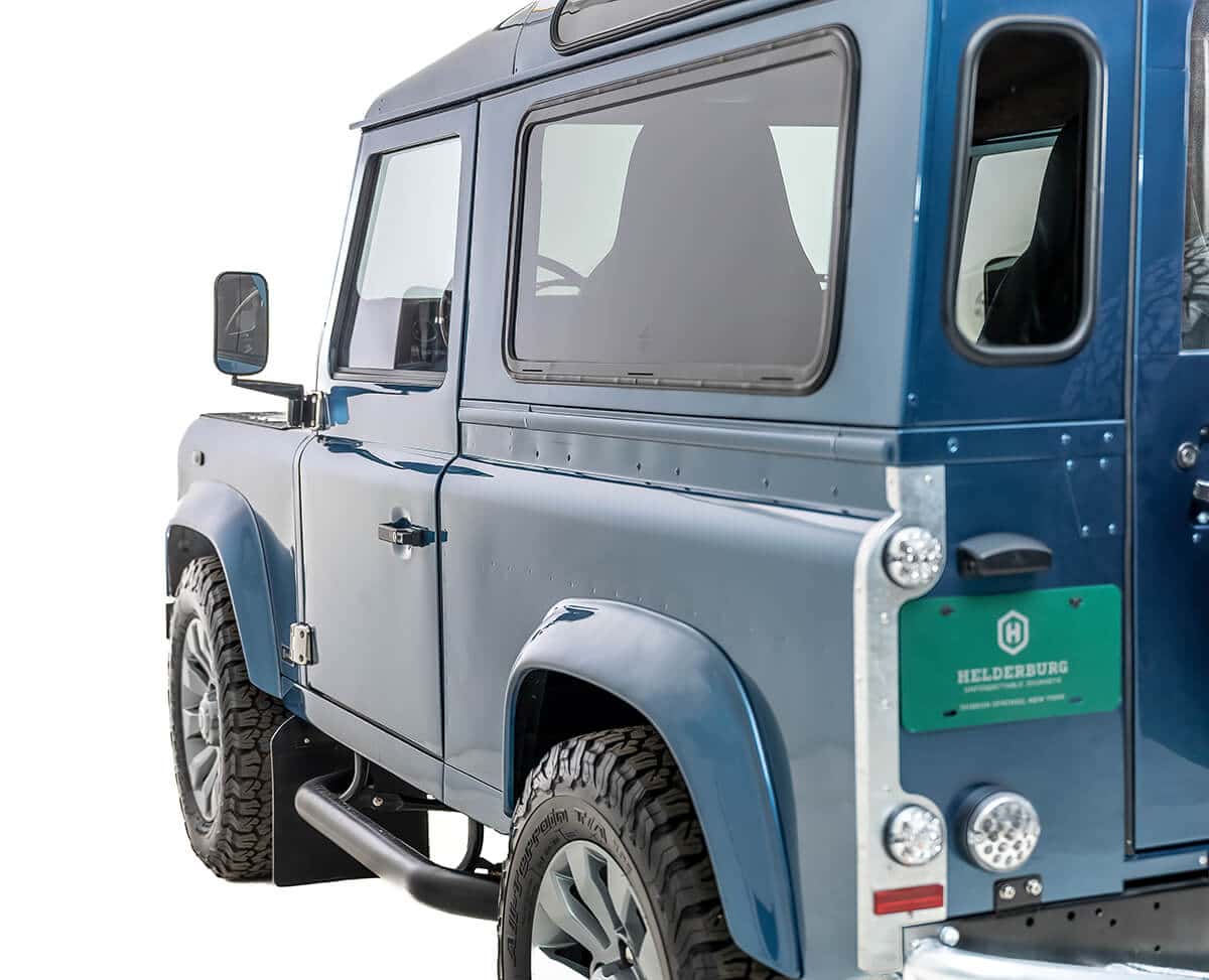 Land Rover Defender D90 Exterior