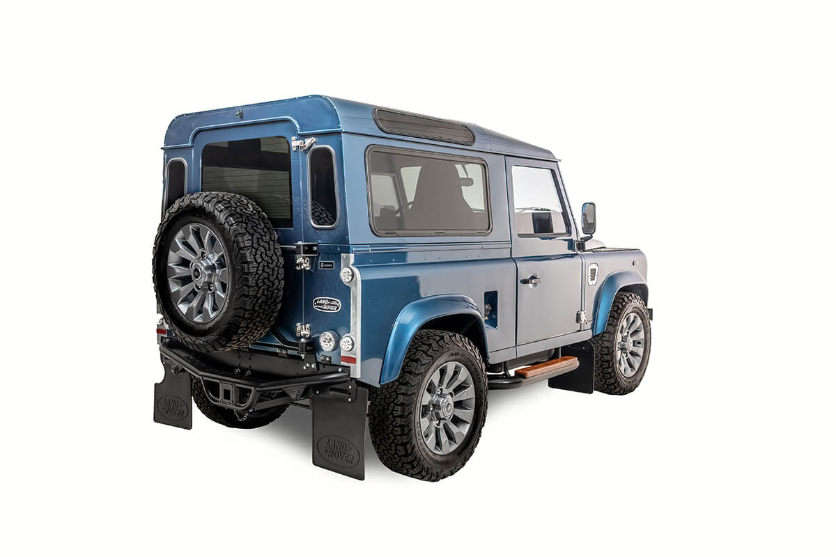 Land Rover Defender D90 Exterior