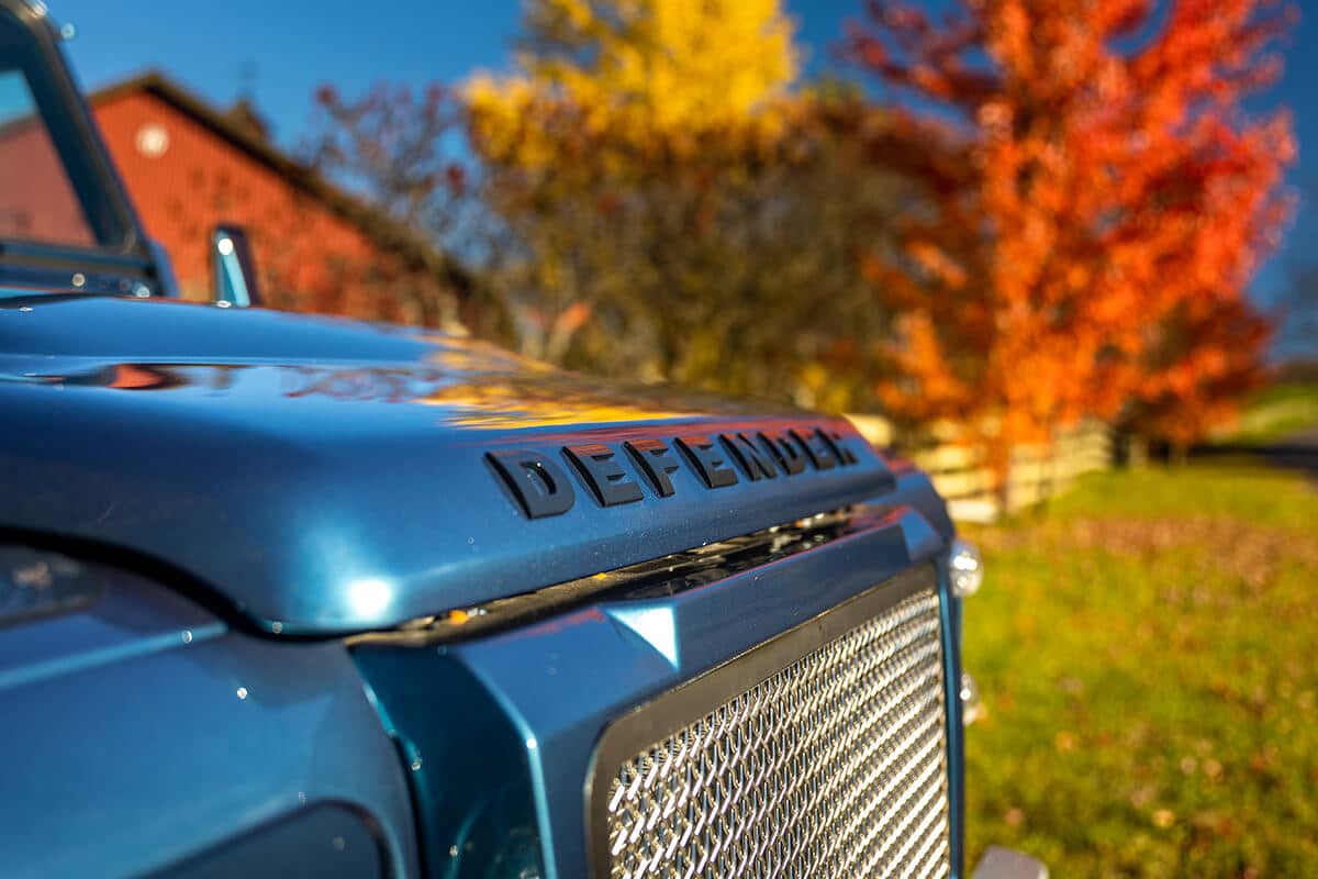 Land Rover Defender D90 Exterior Detail: Hood Lettering