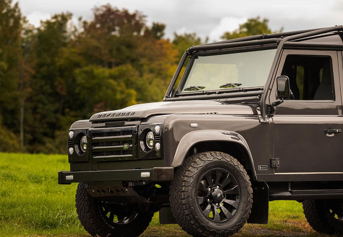 Land Rover Defender D110 Exterior