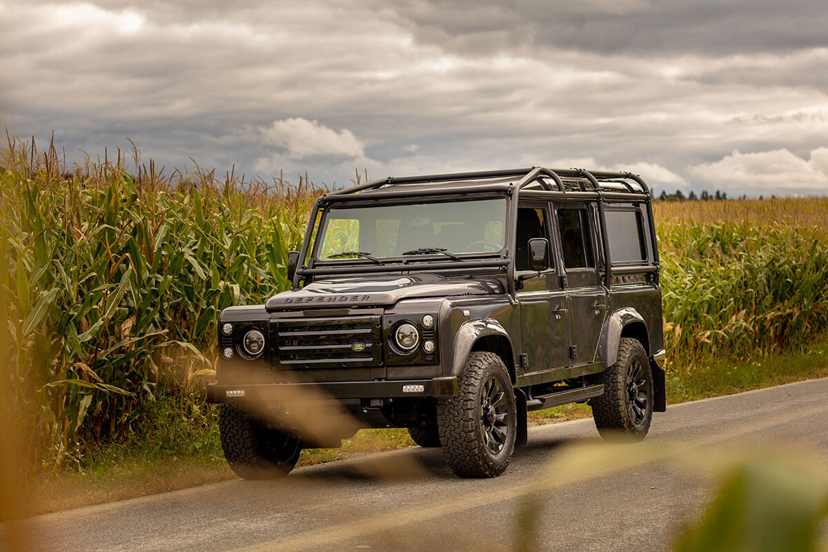 Land Rover Defender D110 Exterior