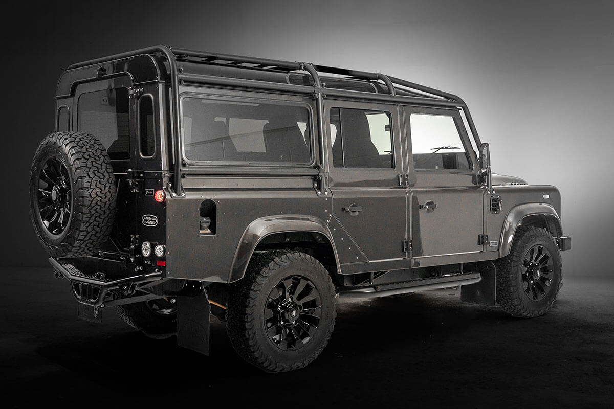 Land Rover Defender D110 Exterior