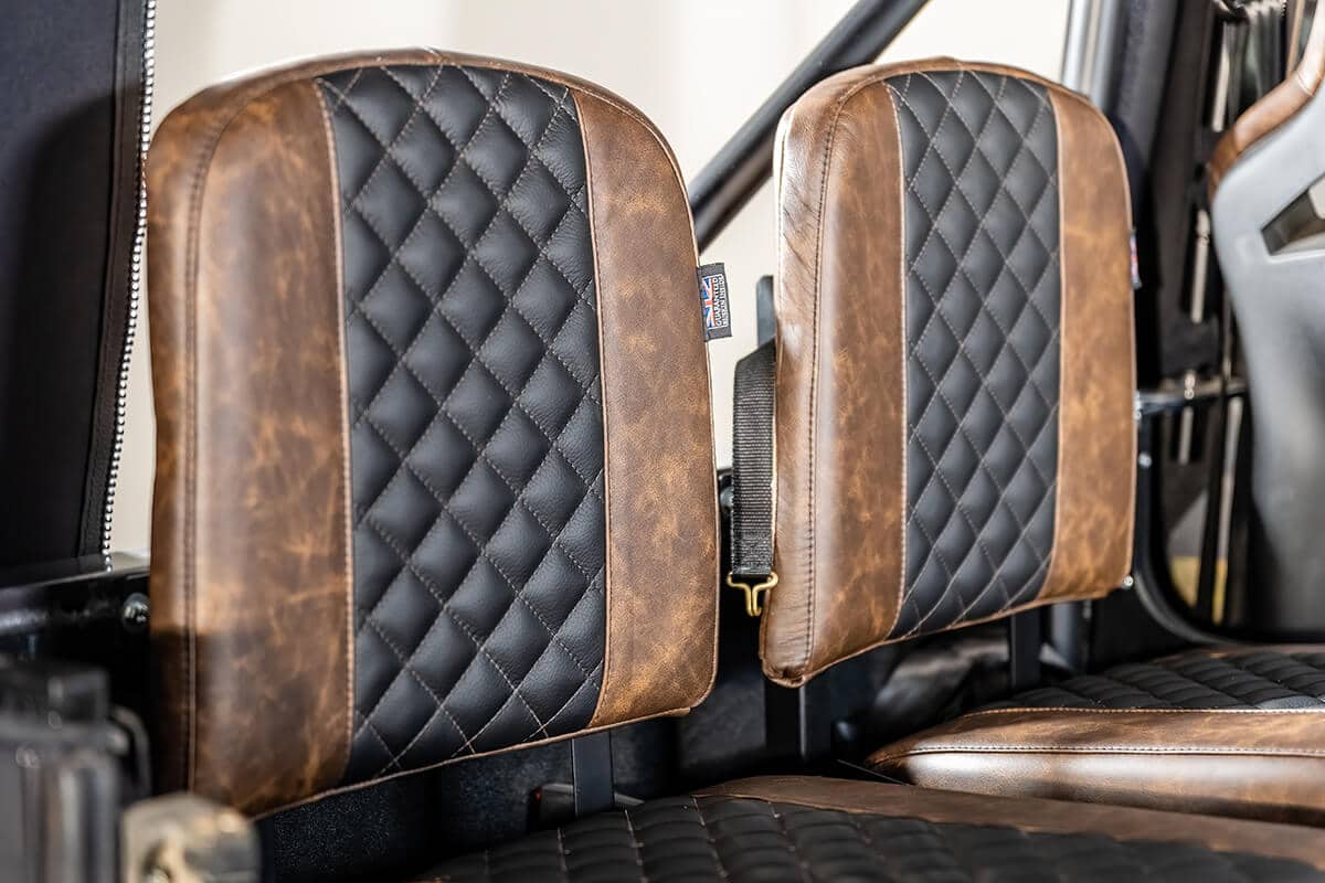 D90 Soft Top Interior Load Area Seats