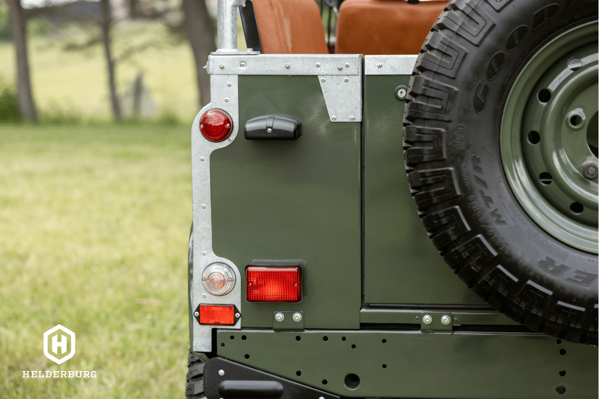 Land Rover Defender D90 Soft Top - Otto