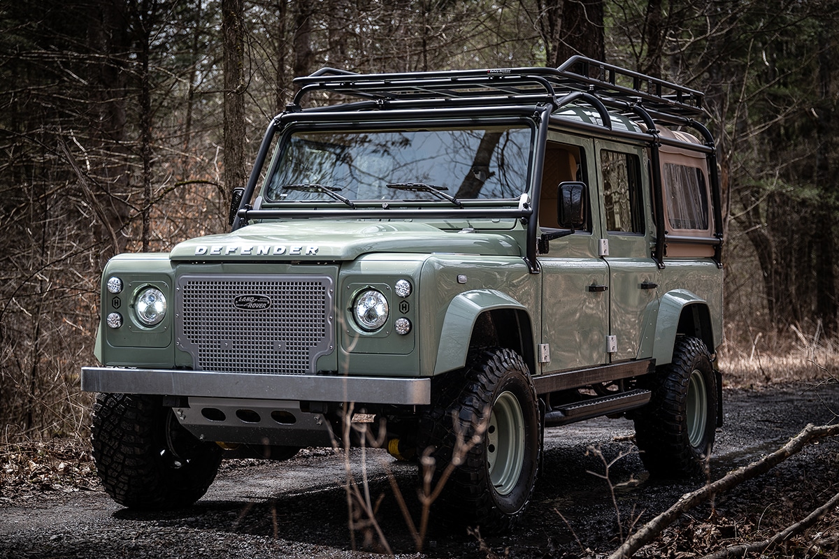 Land Rover Defender D110 Double Cab