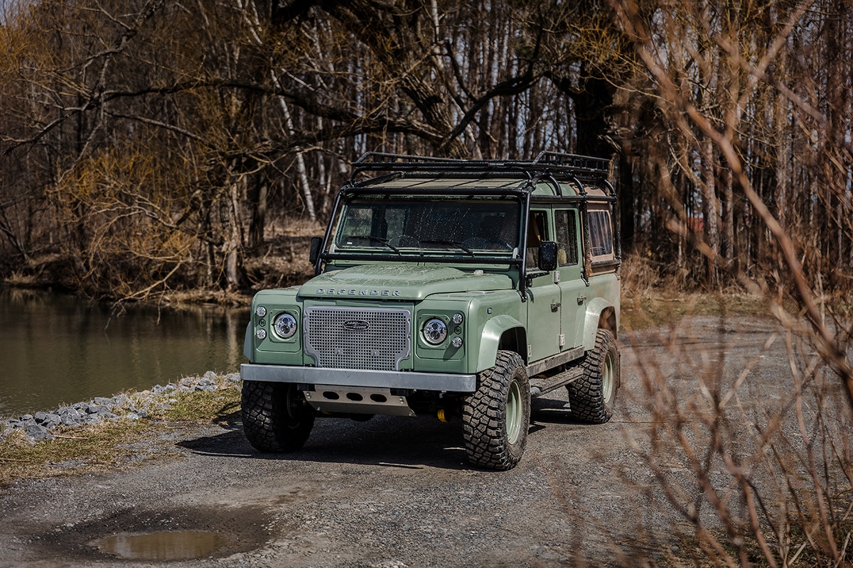 Land Rover Defender D110 Double Cab