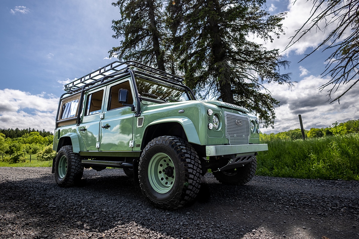 Land Rover Defender D110 Double Cab