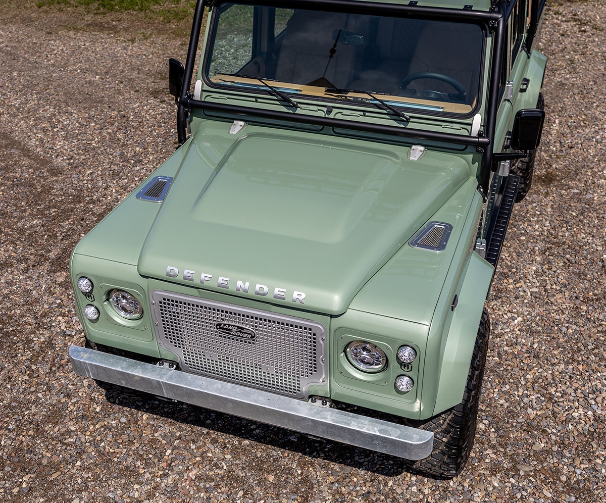 Land Rover Defender D110 Double Cab