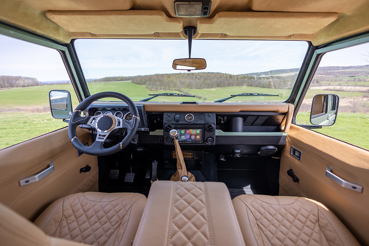 Land Rover Defender D110 Double Cab