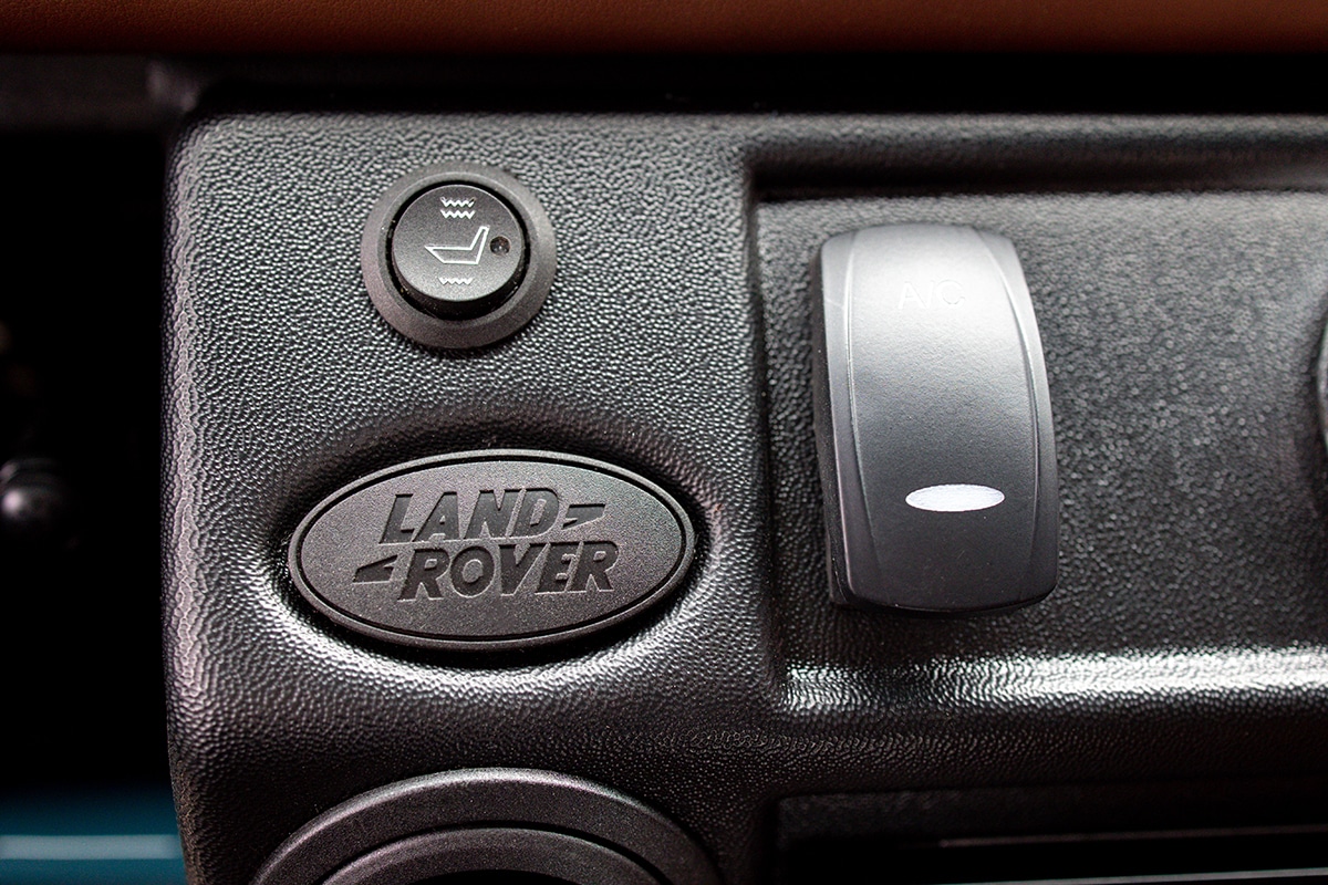 D110 3 Door Land Rover Defender Interior