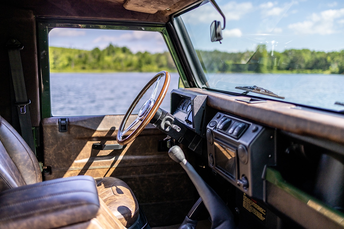 Land Rover Defender D90 Interior