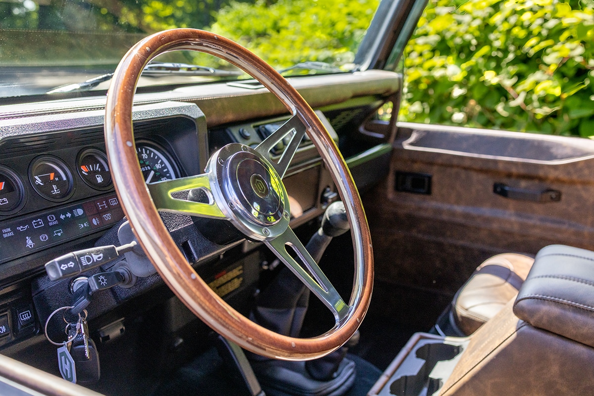 Land Rover Defender D90 Interior