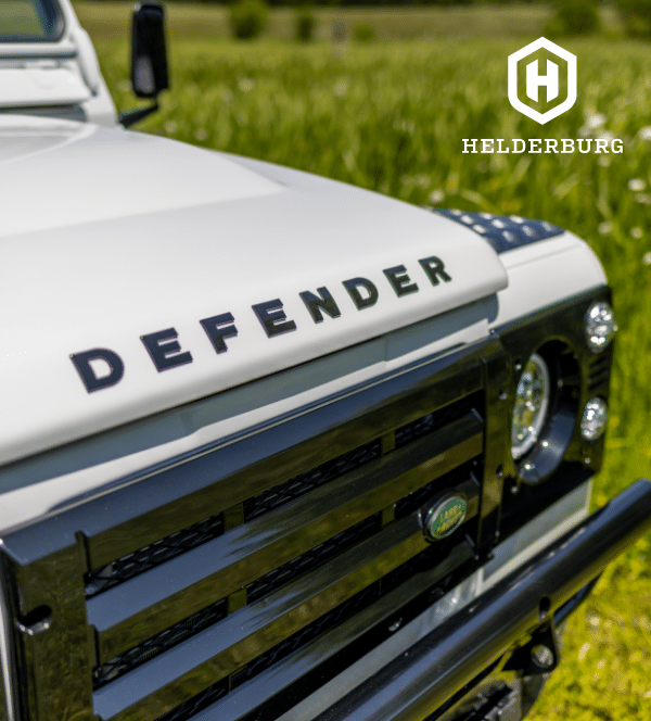 rugged custom defender - Bonnet Defender Badge detail