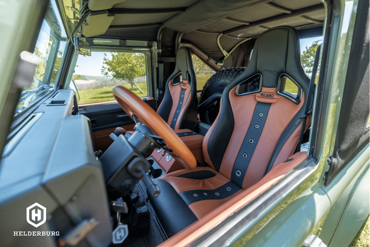 Land Rover Defender 90 Soft Top SVX