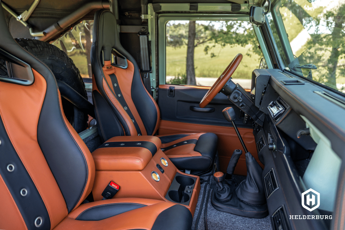 Land Rover Defender 90 Soft Top SVX