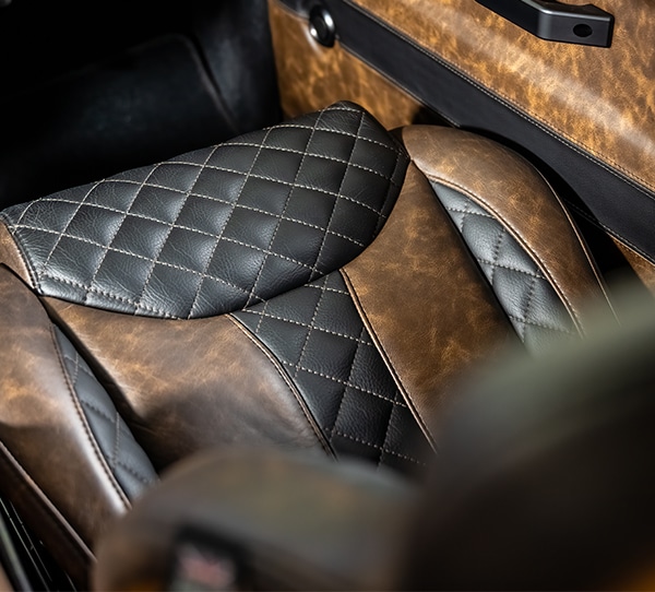 Italian Bespoke Two-toned Distressed Leather with Quilted Mullinar Stitching