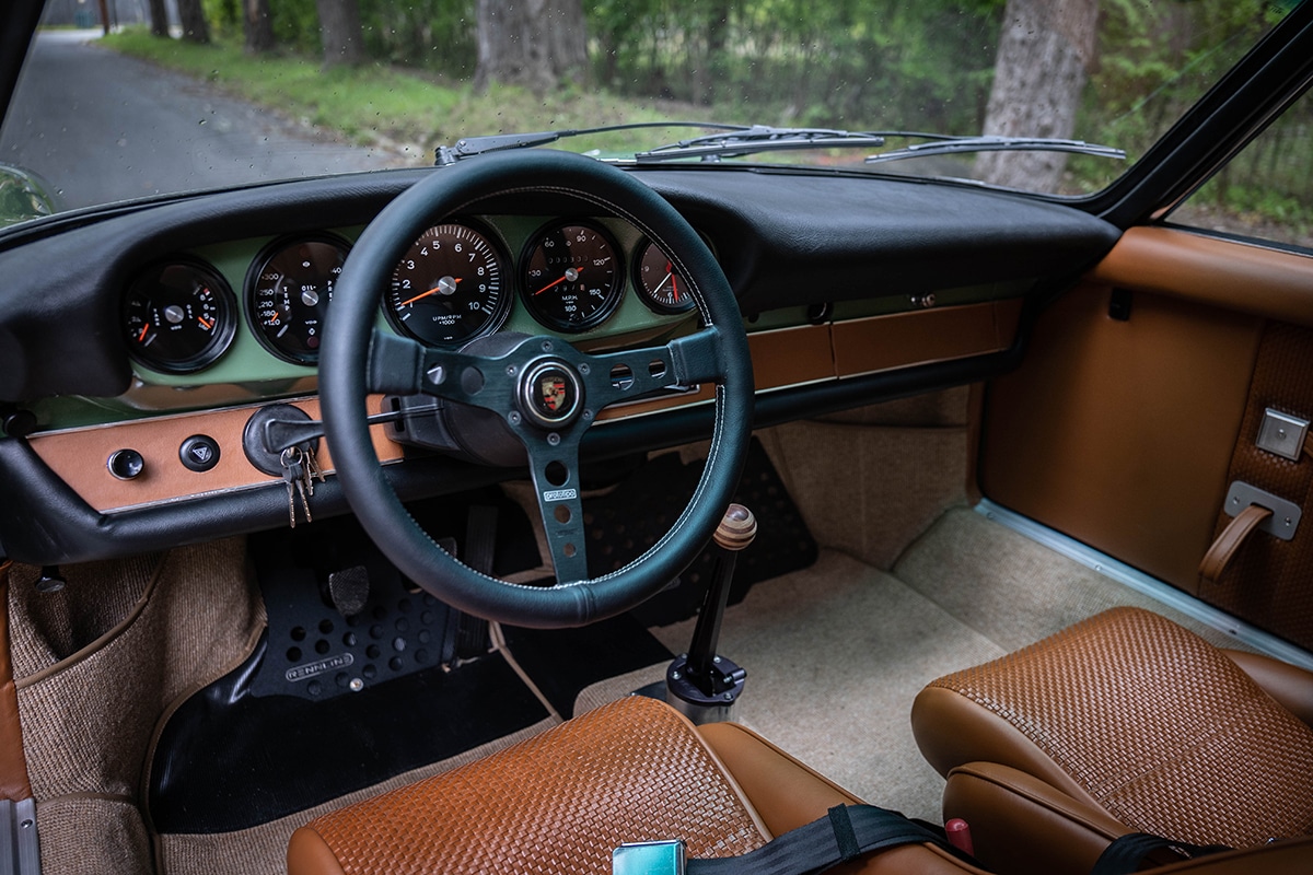 1972 Porsche 911 Interior