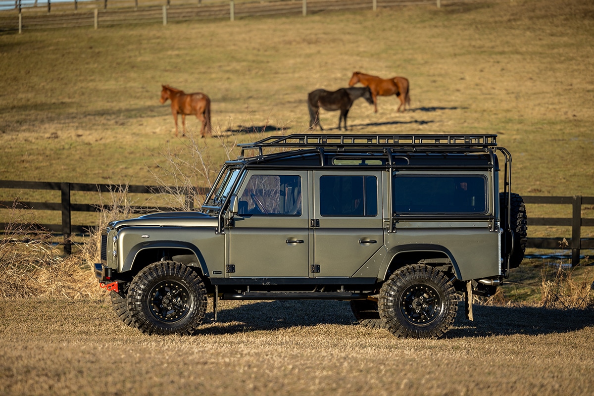 Land Rover Defender D110