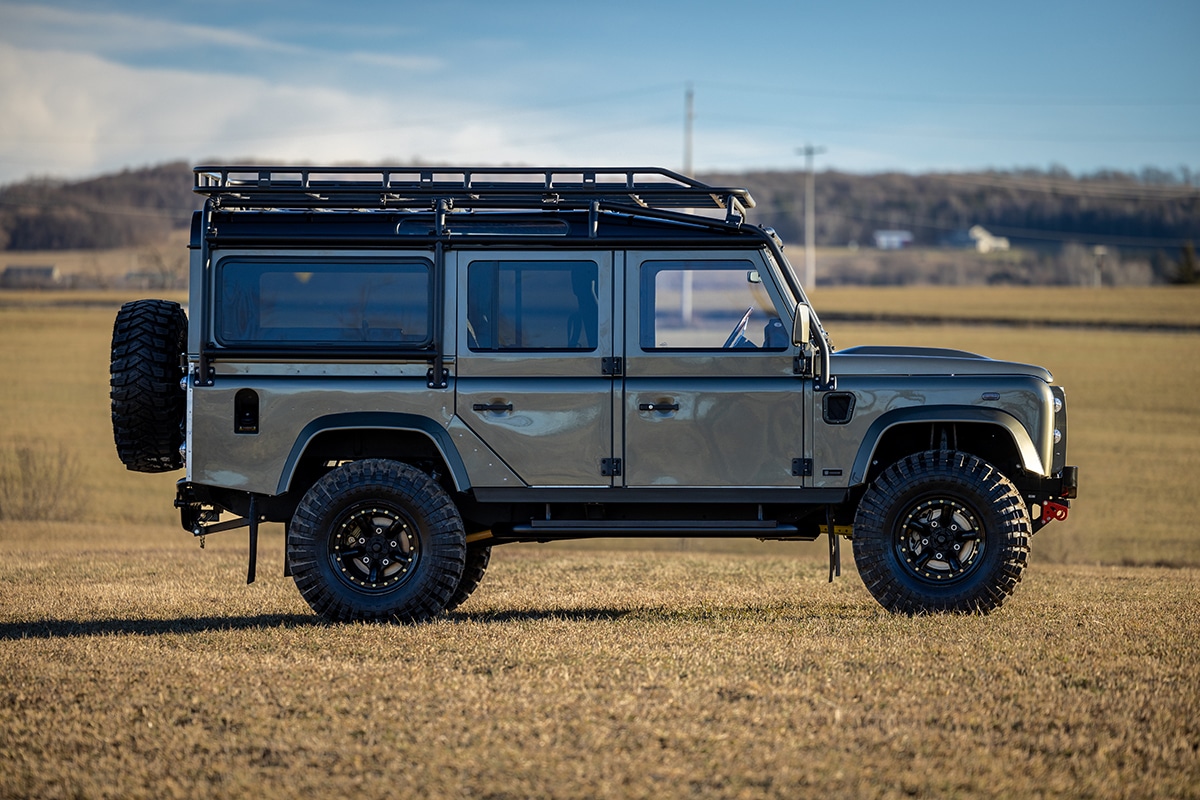 Land Rover Defender D110